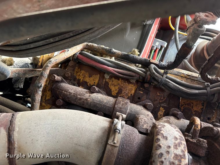 image for item EP2977 2003 Sterling 7500 dump truck