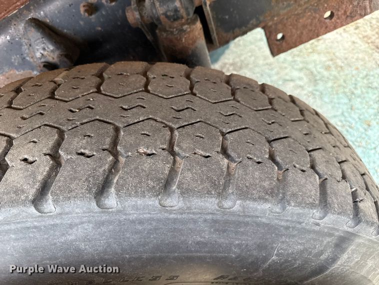 image for item EP2977 2003 Sterling 7500 dump truck