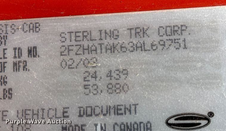 image for item EP2977 2003 Sterling 7500 dump truck