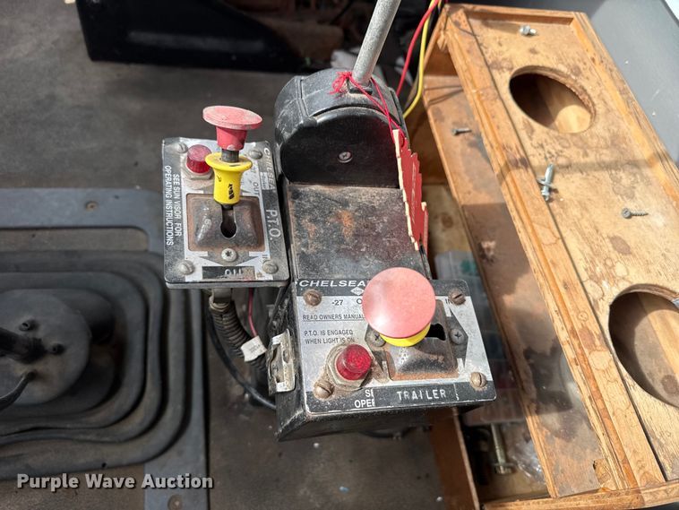 image for item EP2978 1999 Sterling semi truck