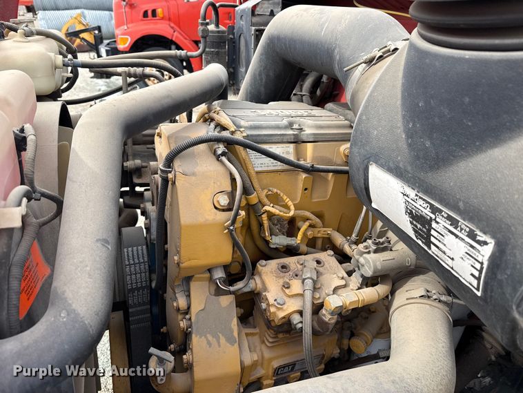 image for item EP2978 1999 Sterling semi truck