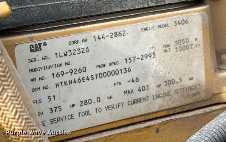 image for item EP2978 1999 Sterling semi truck