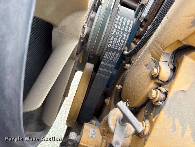 image for item EP2978 1999 Sterling semi truck