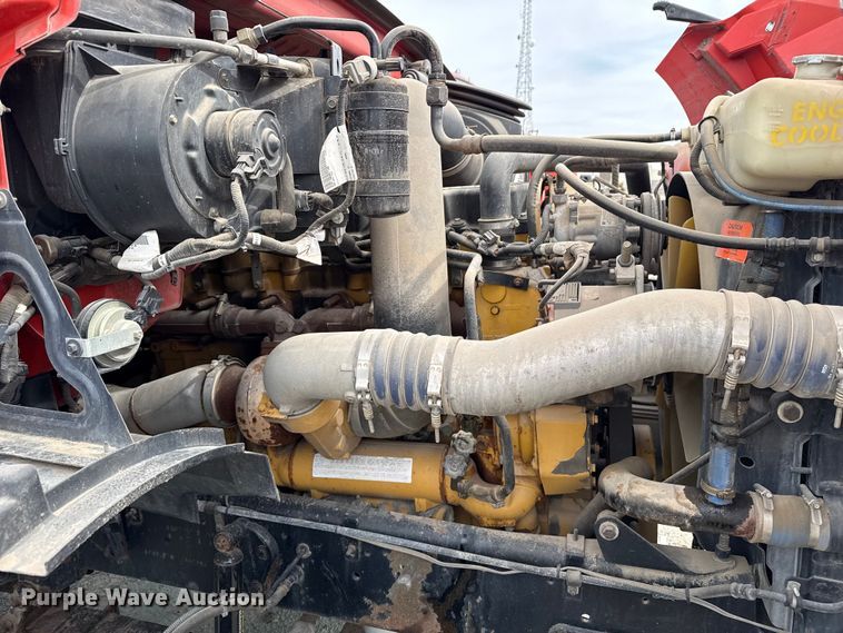 image for item EP2978 1999 Sterling semi truck