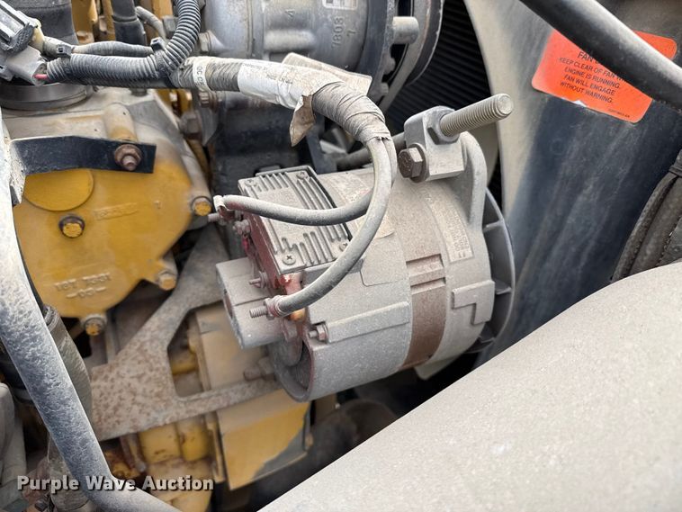 image for item EP2978 1999 Sterling semi truck