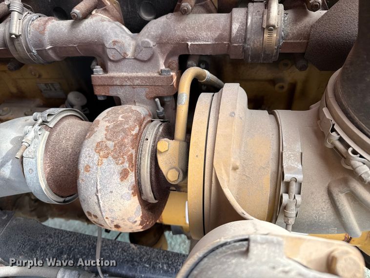 image for item EP2978 1999 Sterling semi truck