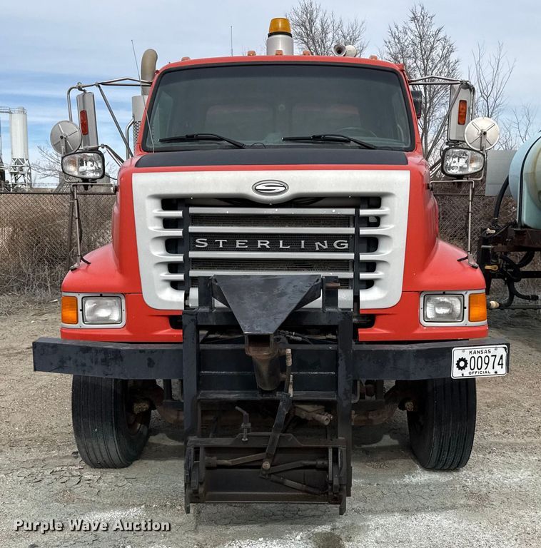 image for item EP2979 2003 Sterling 7500 dump truck