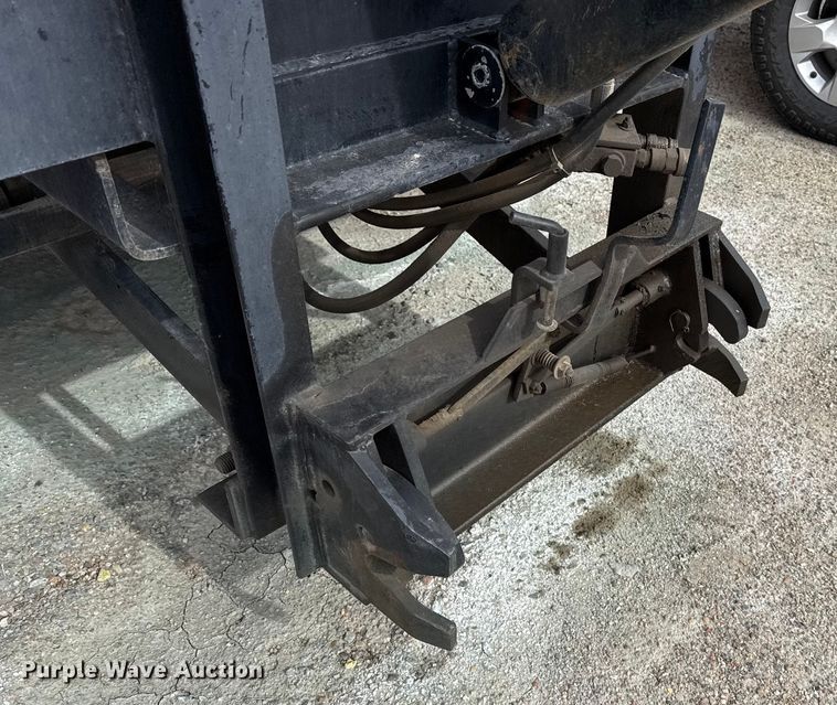 image for item EP2979 2003 Sterling 7500 dump truck