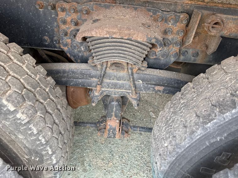 image for item EP2979 2003 Sterling 7500 dump truck