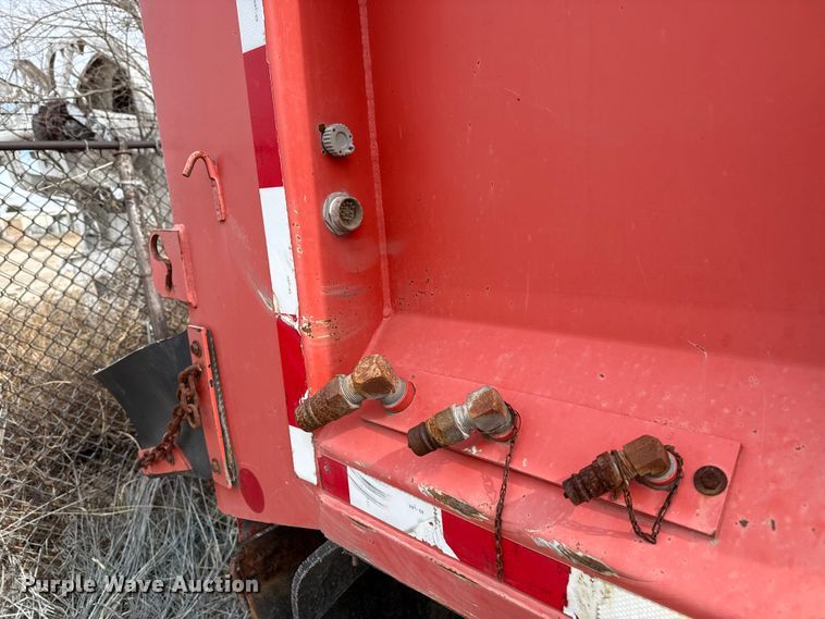 image for item EP2979 2003 Sterling 7500 dump truck