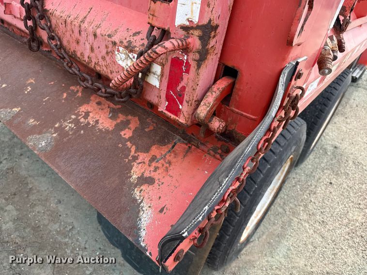 image for item EP2979 2003 Sterling 7500 dump truck