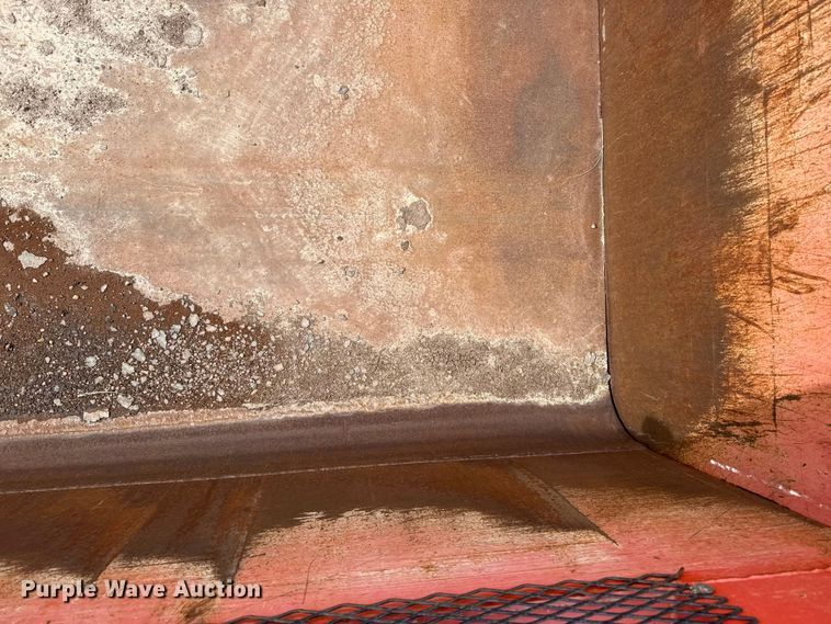 image for item EP2979 2003 Sterling 7500 dump truck