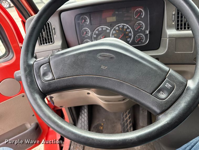 image for item EP2979 2003 Sterling 7500 dump truck