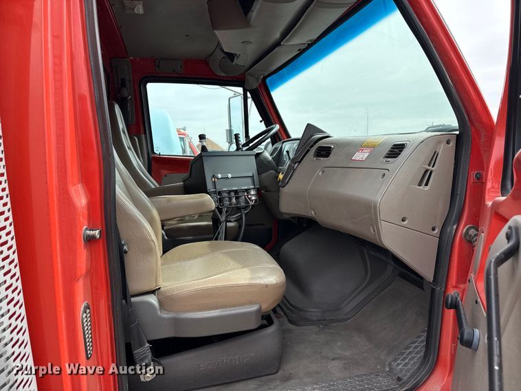 image for item EP2979 2003 Sterling 7500 dump truck