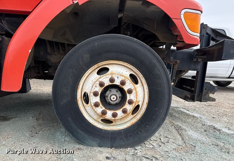 image for item EP2979 2003 Sterling 7500 dump truck