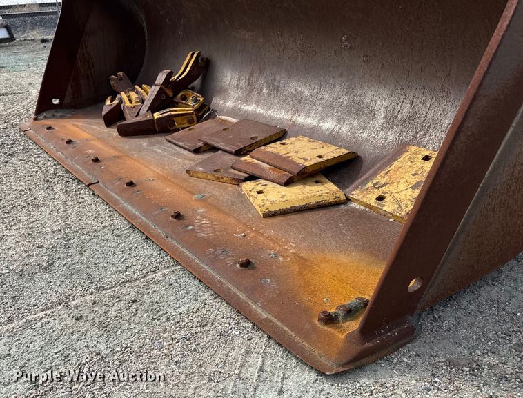 image for item EP2980 2006 John Deere 444J wheel loader