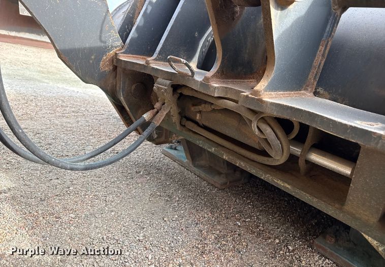 image for item EP2980 2006 John Deere 444J wheel loader