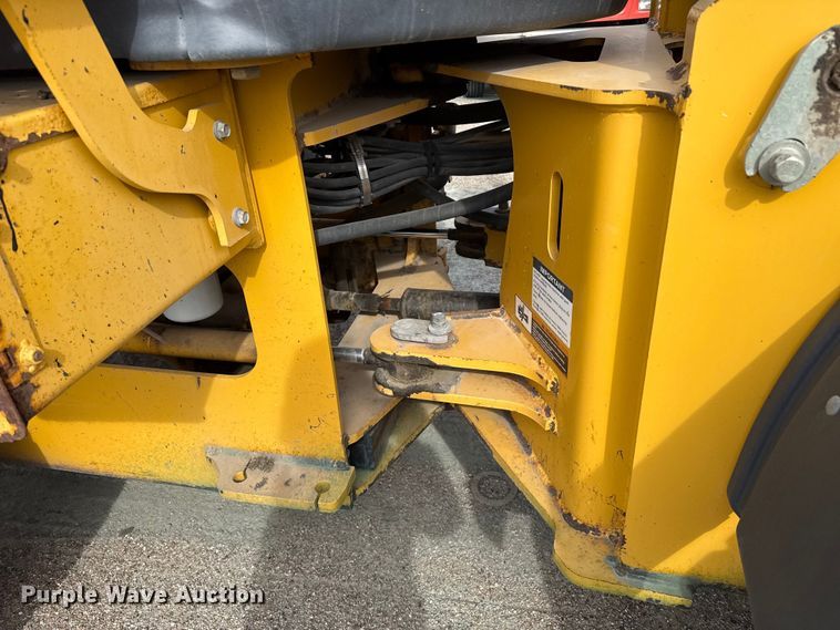 image for item EP2980 2006 John Deere 444J wheel loader