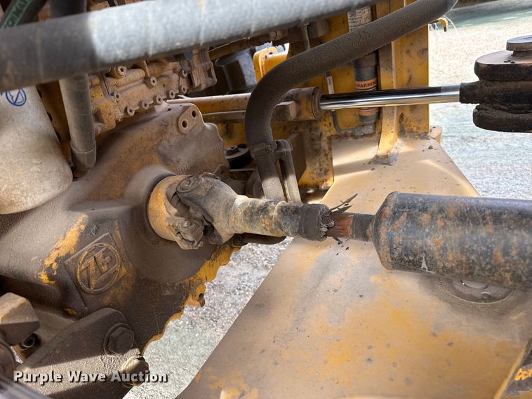 image for item EP2980 2006 John Deere 444J wheel loader