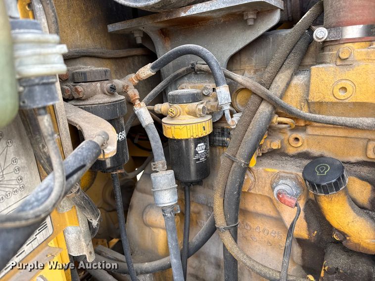 image for item EP2980 2006 John Deere 444J wheel loader