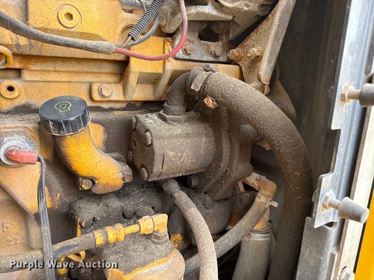 image for item EP2980 2006 John Deere 444J wheel loader