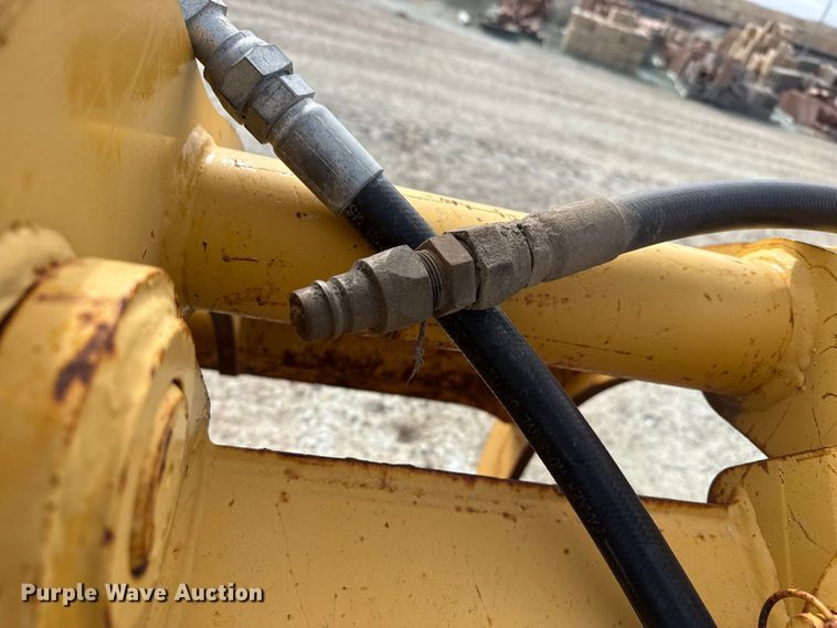 image for item EP2980 2006 John Deere 444J wheel loader