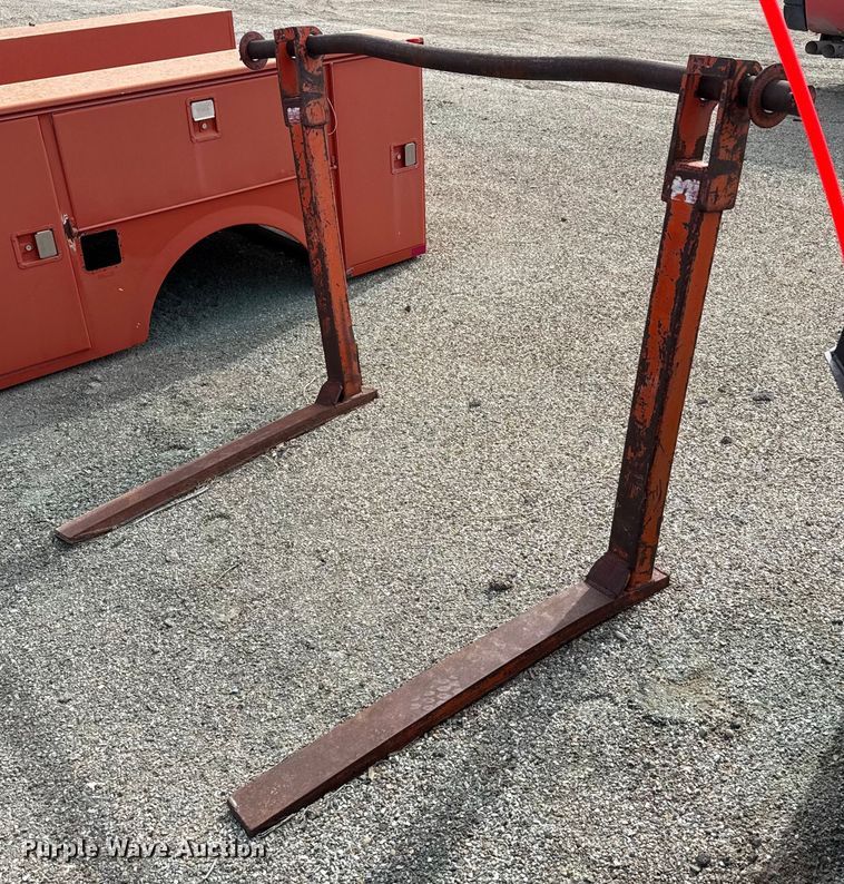 image for item EP2980 2006 John Deere 444J wheel loader