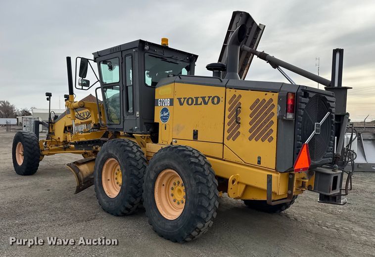 image for item EP2981 2003 Volvo G720B motor grader