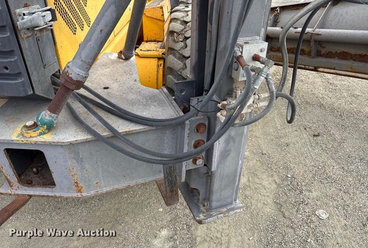 image for item EP2981 2003 Volvo G720B motor grader