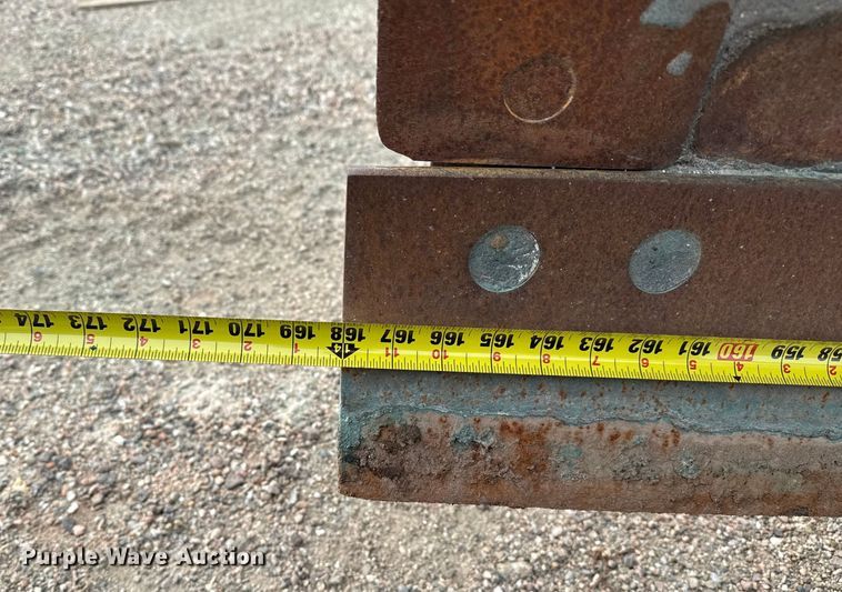 image for item EP2981 2003 Volvo G720B motor grader