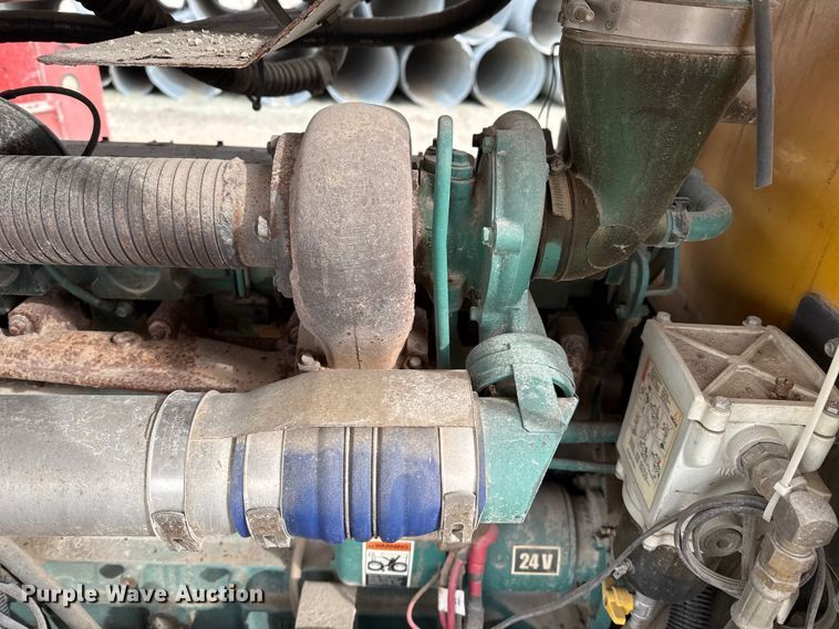 image for item EP2981 2003 Volvo G720B motor grader