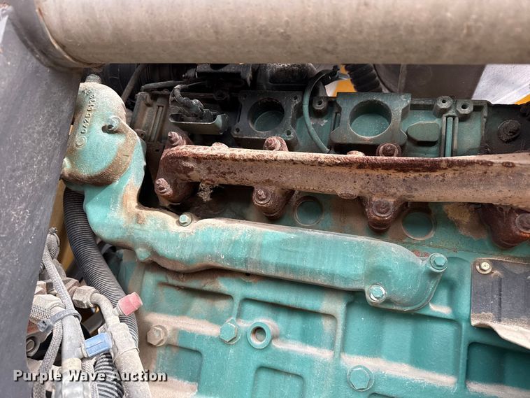 image for item EP2981 2003 Volvo G720B motor grader