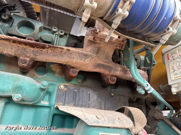 image for item EP2981 2003 Volvo G720B motor grader