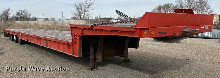 image for item EP2982 1999 Trail King TK110SA-533 drop deck trailer