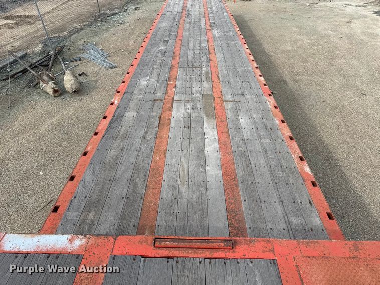 image for item EP2982 1999 Trail King TK110SA-533 drop deck trailer