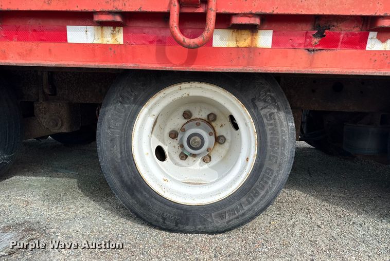 image for item EP2982 1999 Trail King TK110SA-533 drop deck trailer