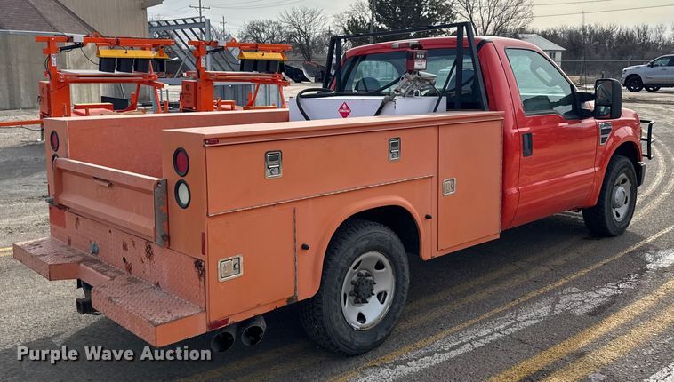 image for item ER2426 2009 Ford F250 Super Duty utility bed pickup truck