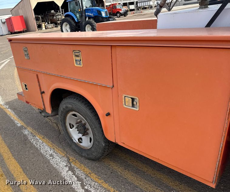 image for item ER2426 2009 Ford F250 Super Duty utility bed pickup truck