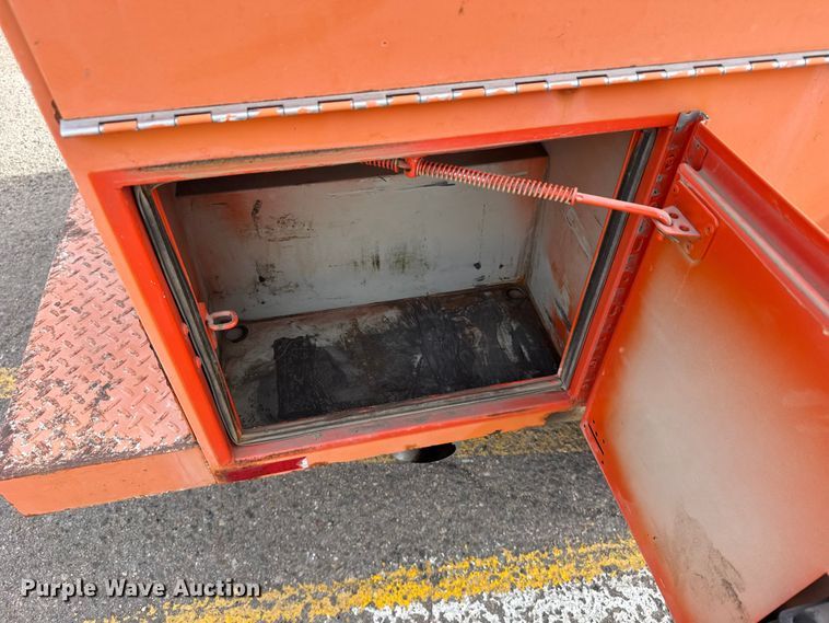 image for item ER2426 2009 Ford F250 Super Duty utility bed pickup truck