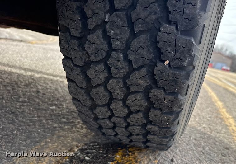 image for item ER2426 2009 Ford F250 Super Duty utility bed pickup truck