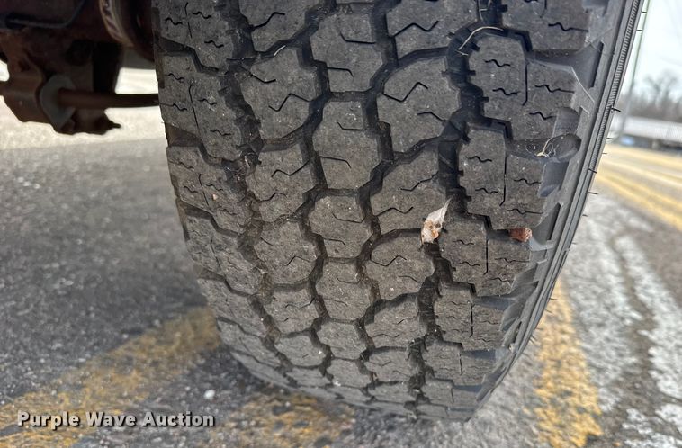 image for item ER2426 2009 Ford F250 Super Duty utility bed pickup truck