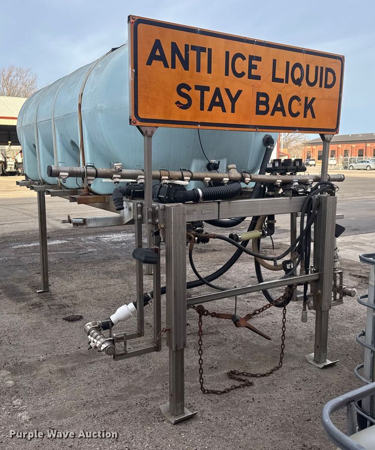 image for item ET1517 1999 Monroe Build Force 00042685 salt brine tank