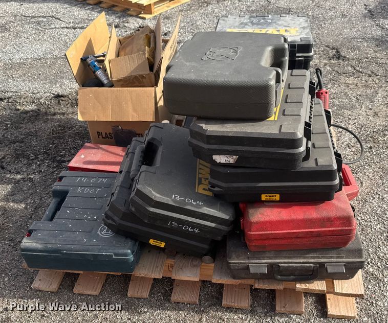 image for item ET1522 Tools