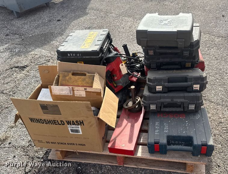 image for item ET1522 Tools