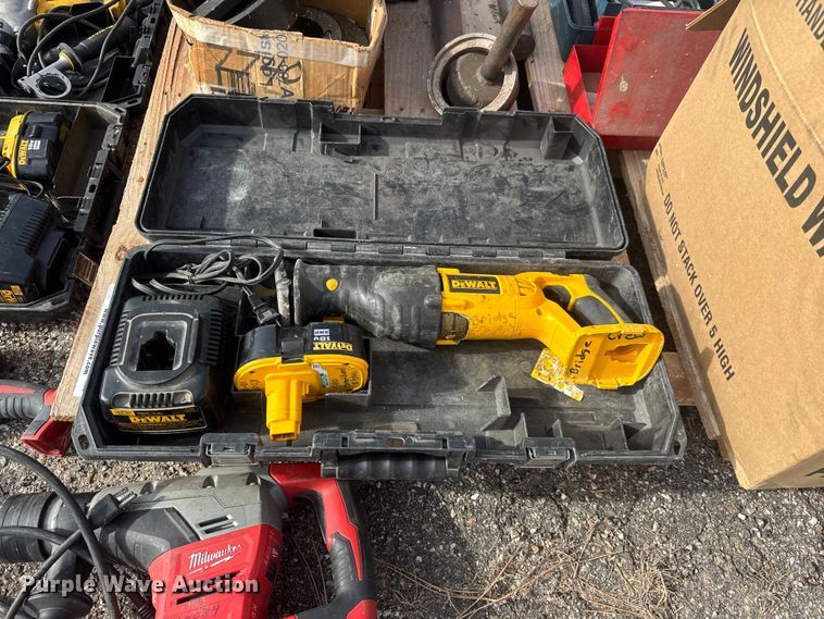 image for item ET1522 Tools