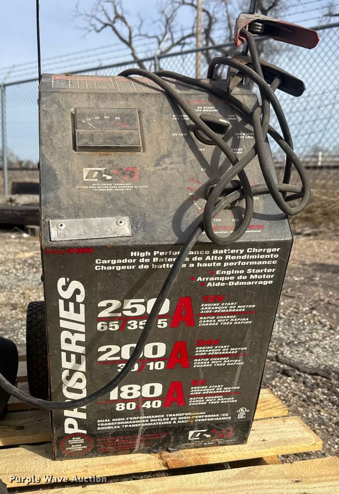 image for item ET1523 (2) battery chargers