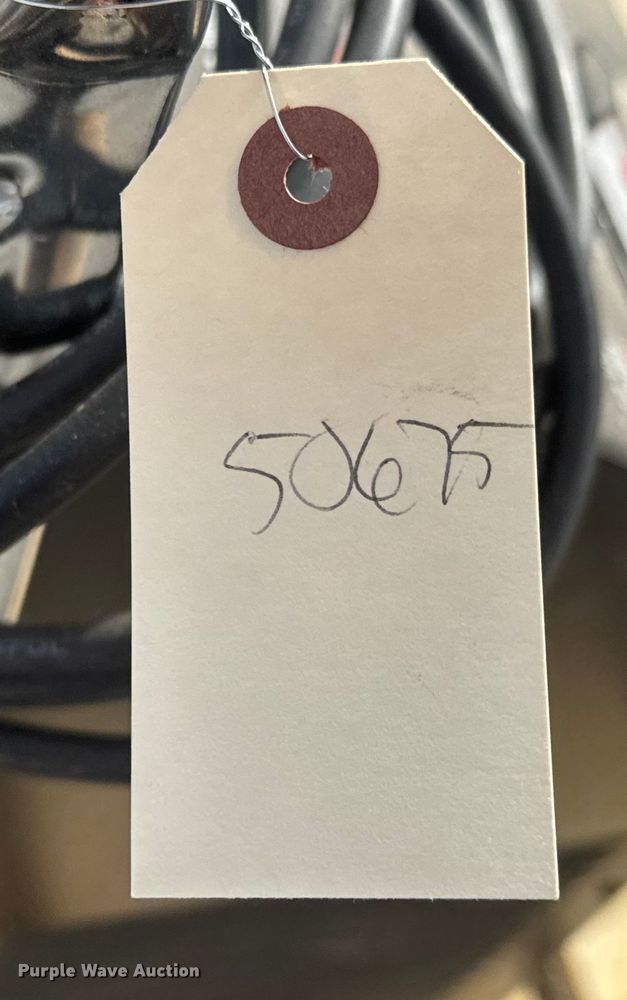 image for item ET1523 (2) battery chargers