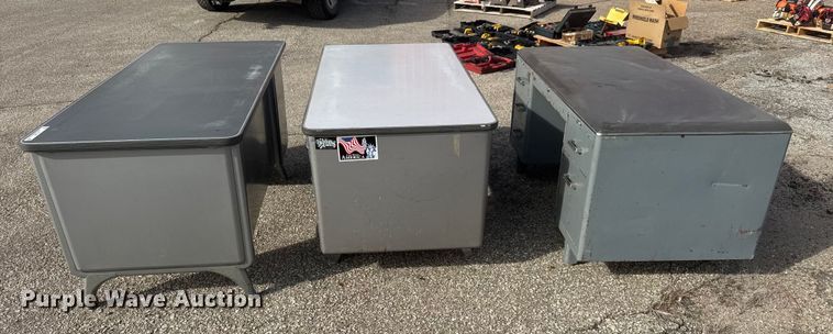 image for item ET1525 (3) steel desks