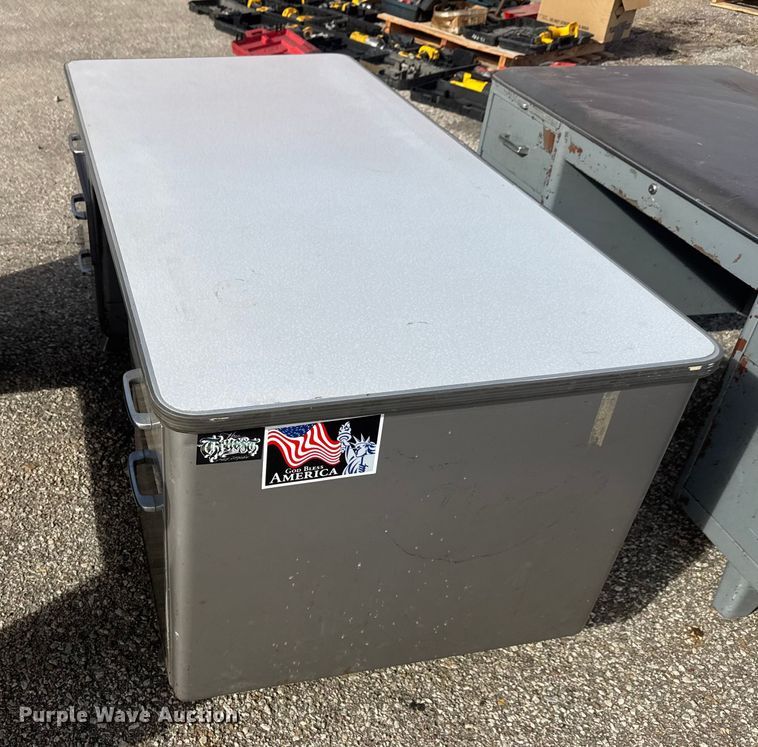 image for item ET1525 (3) steel desks