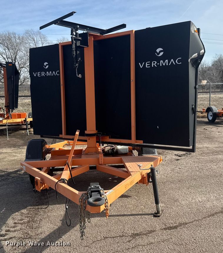 image for item ET1527 2013 Vermac PCMS1210 message board trailer